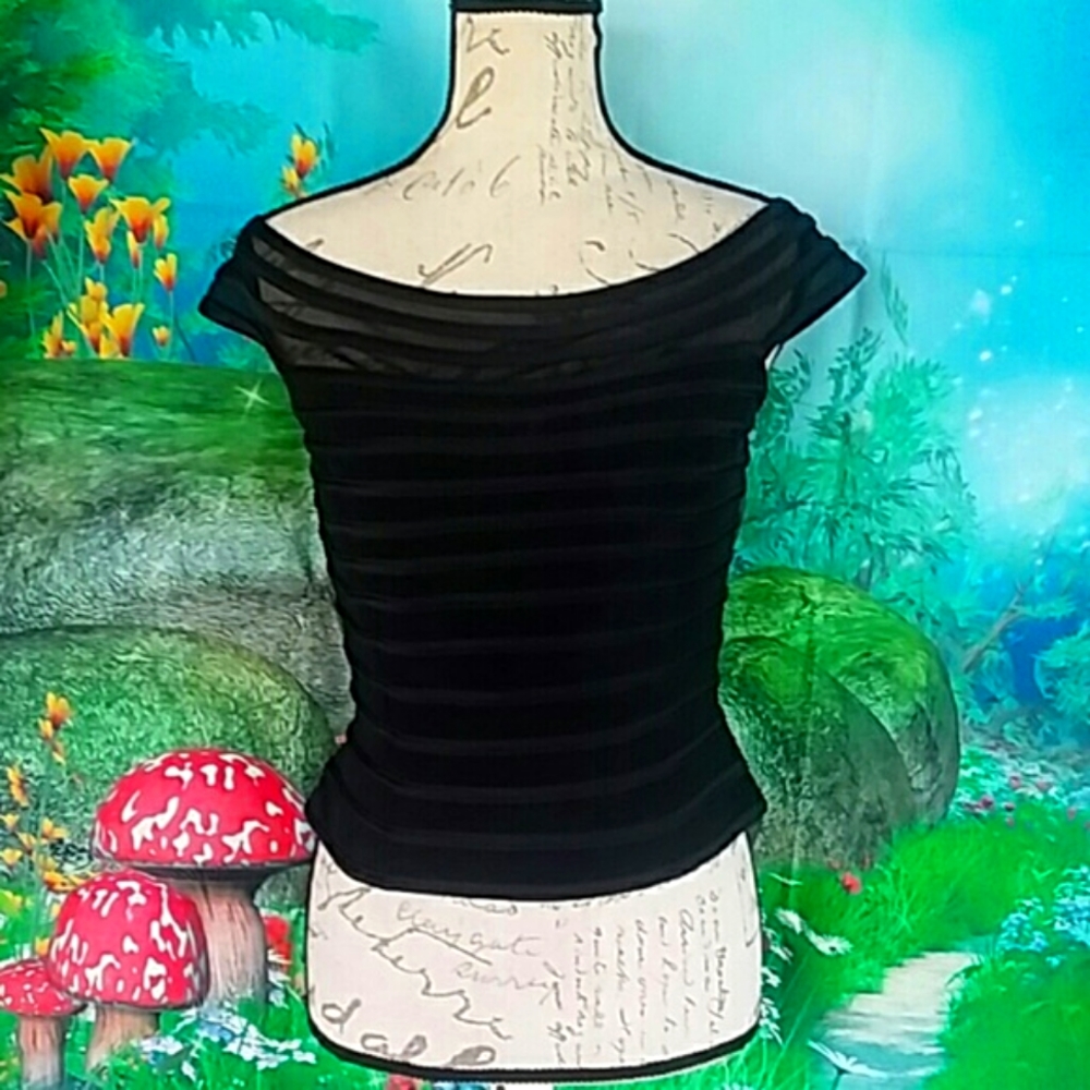 🔵 JS Signature Black Fitted Crop Top Size 10